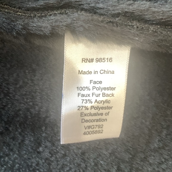 Cold Water Creek black fur trim vest Large 14-16 - Picture 4 of 5